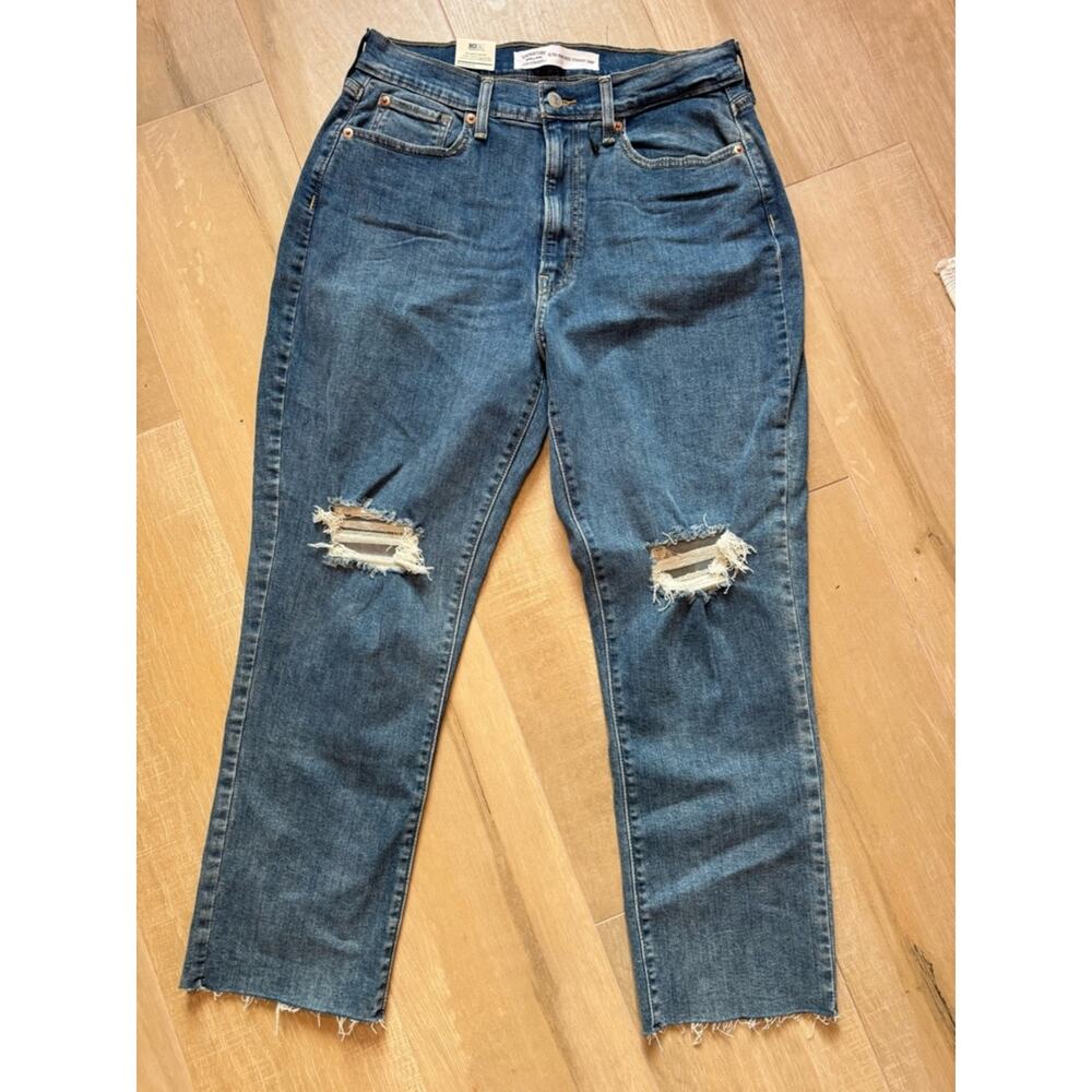 Levi’s Signature High Rise Straight Crop Jeans 11/30 Distressed Raw Hem